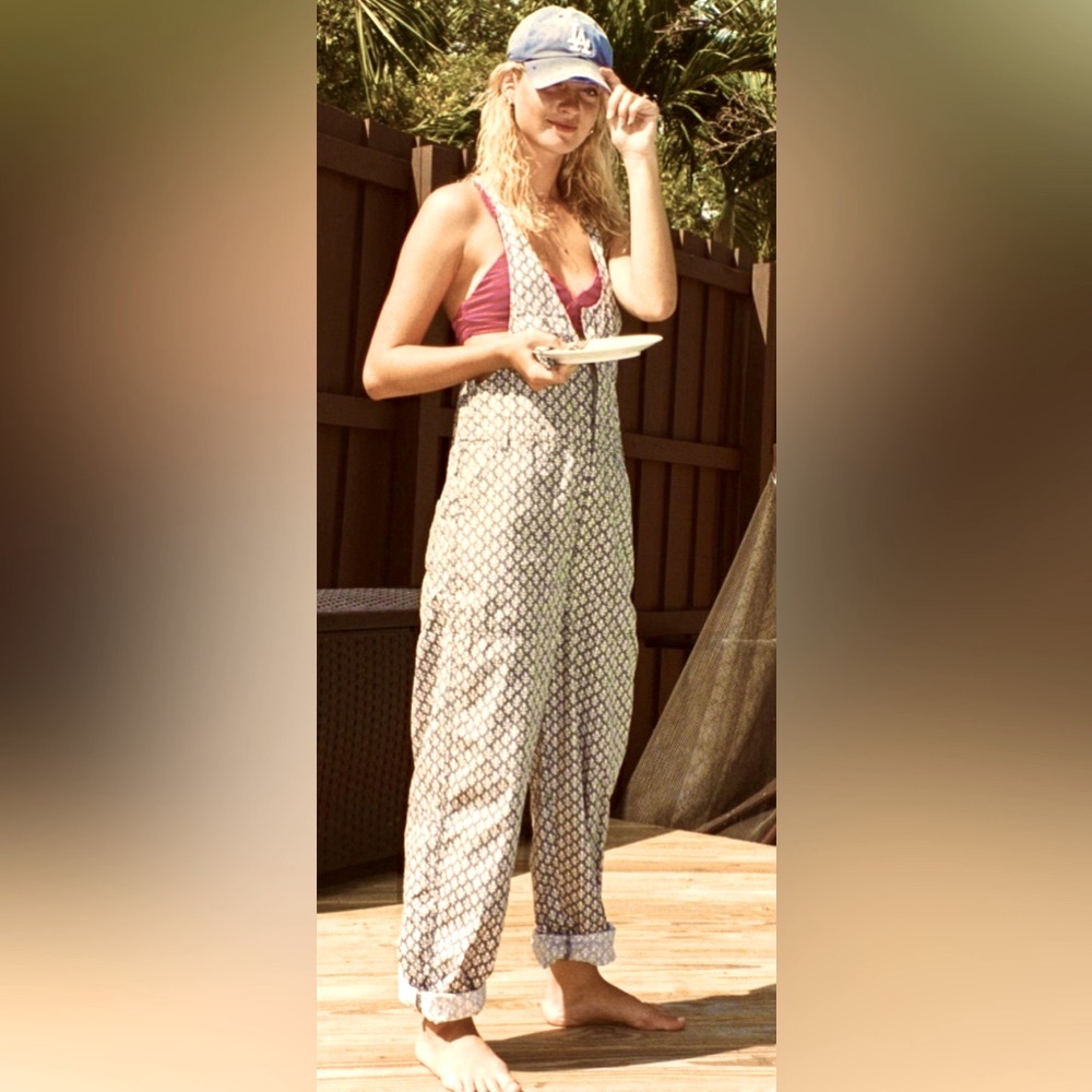 Urban Outfitters Lightweight Animal Print Jumpsuit Hidden Front Zipper